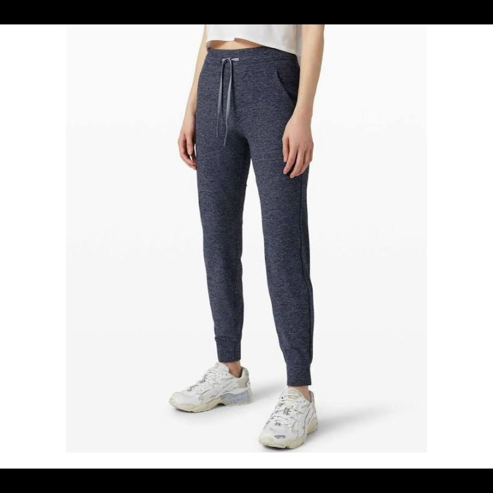 Ready to rulu joggers size 4